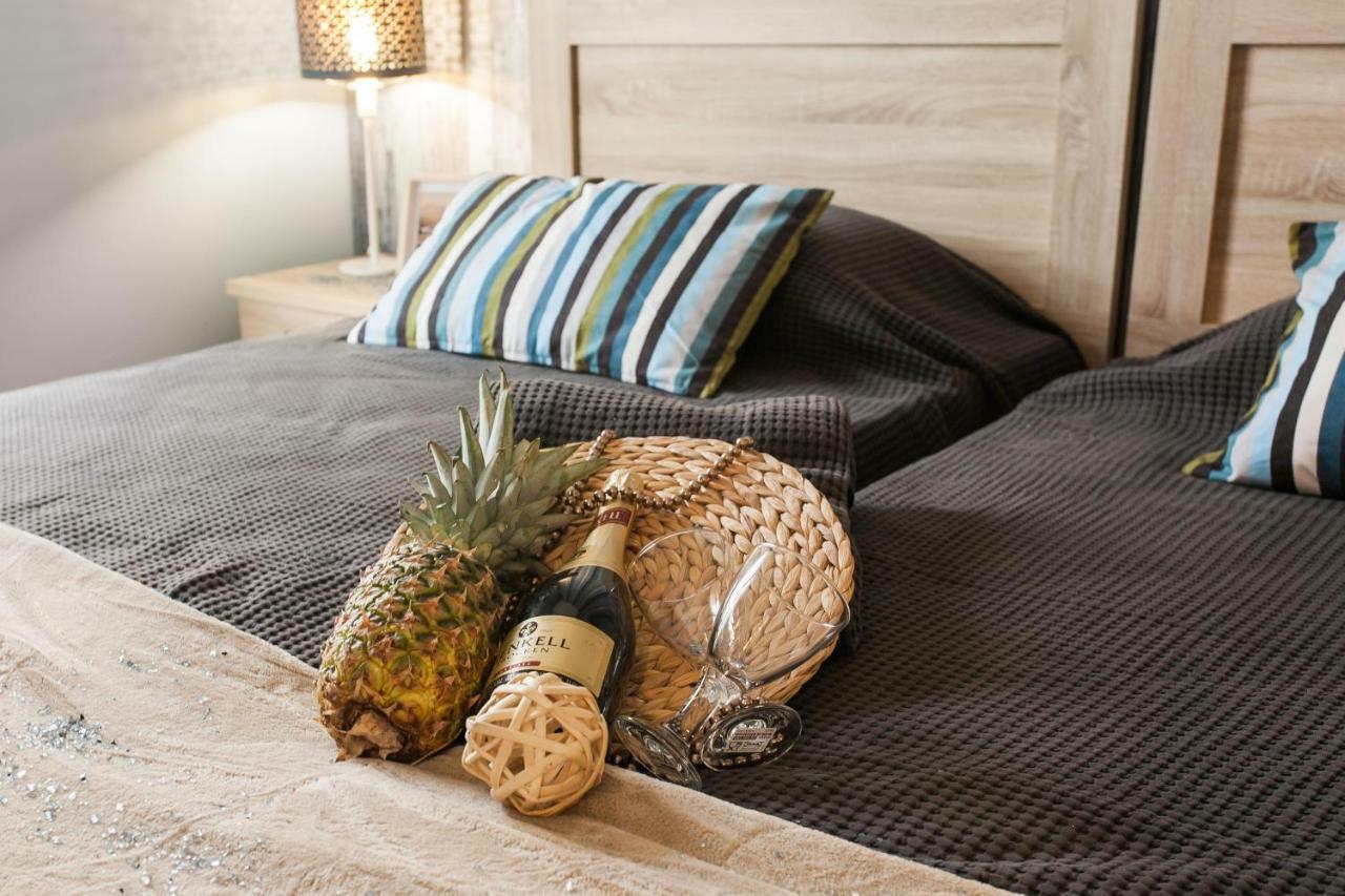 Central, Quiet, Cozy, Very Clean Private Apartment Close To Acropolis Athens Ngoại thất bức ảnh